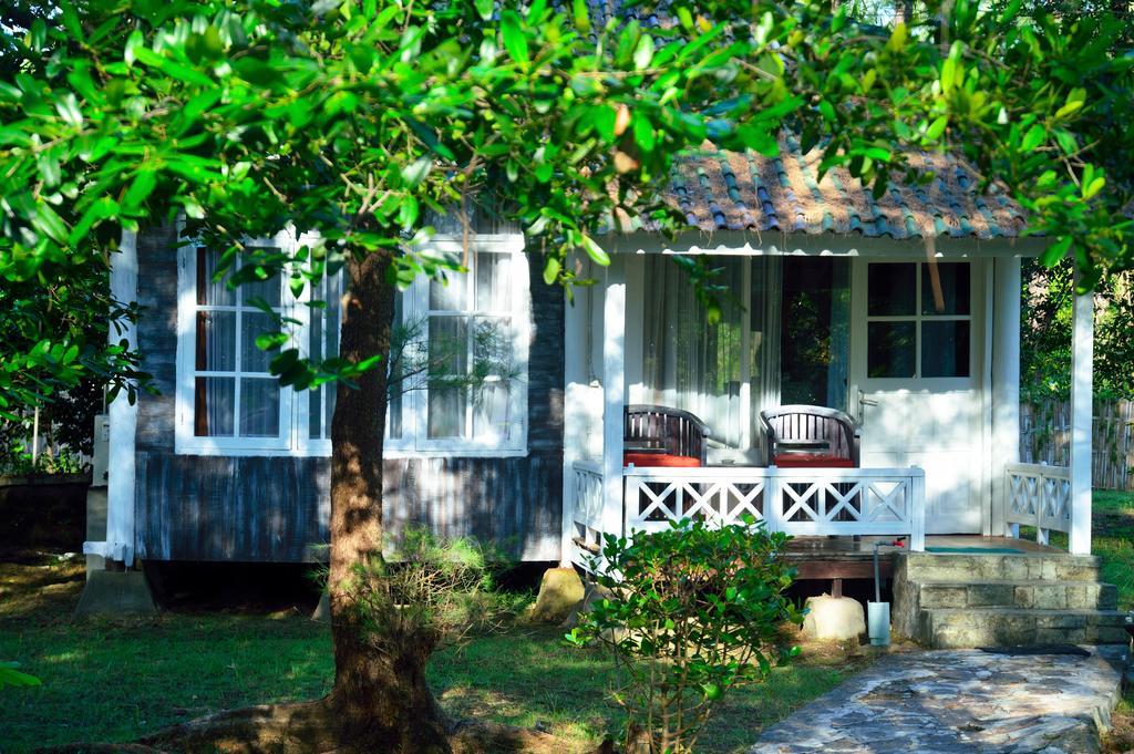 ホテル Gazebo Meno ギリ島 部屋 写真