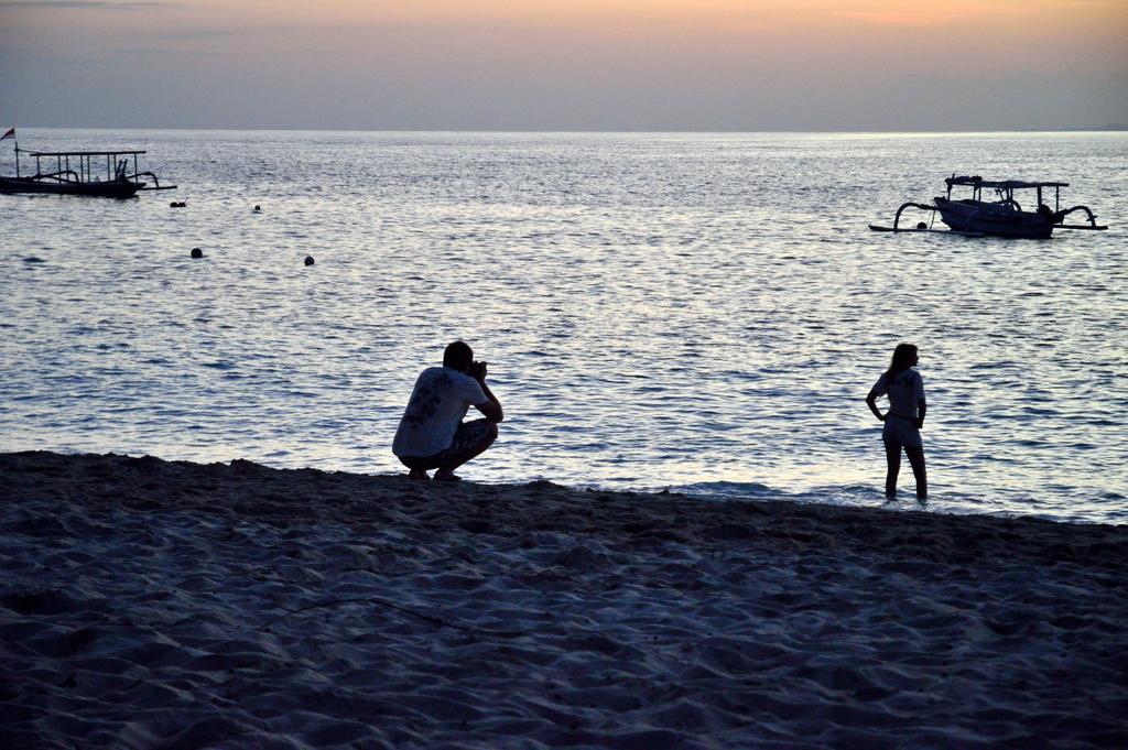 ホテル Gazebo Meno ギリ島 エクステリア 写真