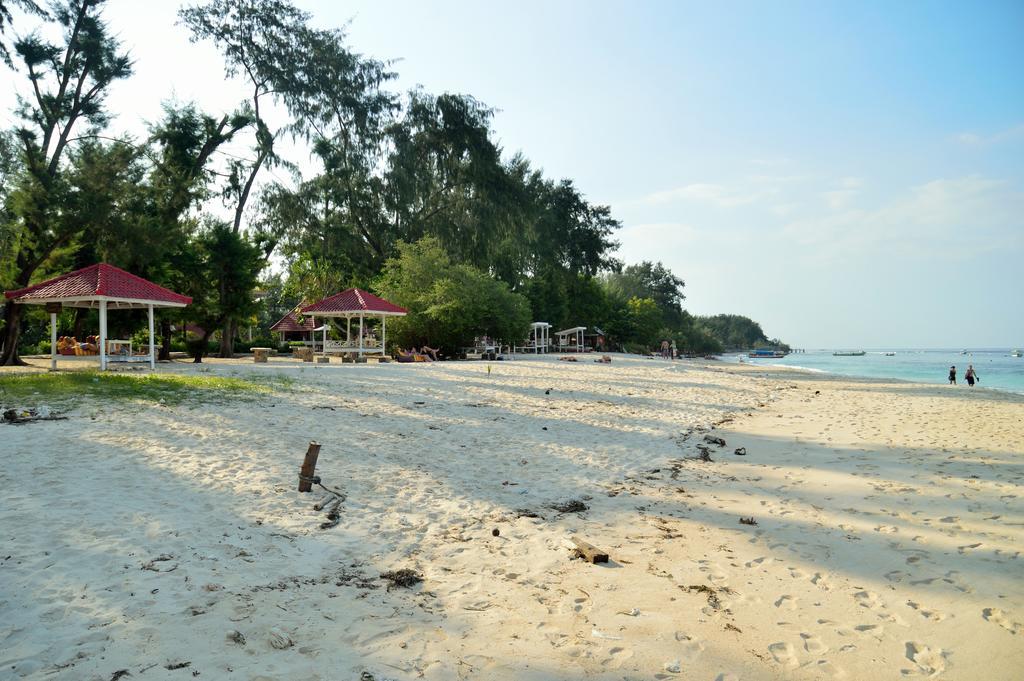 ホテル Gazebo Meno ギリ島 エクステリア 写真