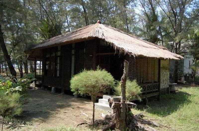 ホテル Gazebo Meno ギリ島 エクステリア 写真